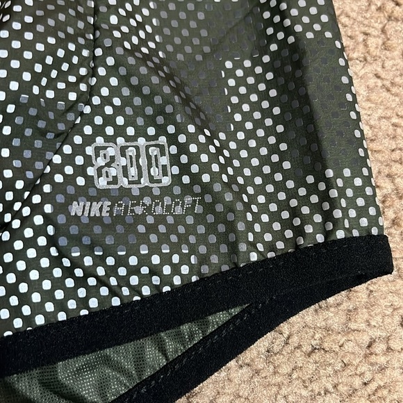 NIKE Running Vest Aeroloft Flash 800 Goose Down Military Green Camo Medium - Picture 7 of 8